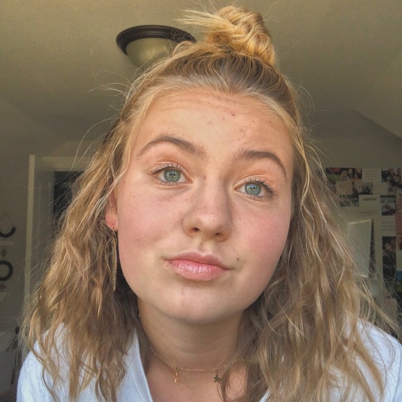 Meet your Posher, Caiden - Picture 2 of 2